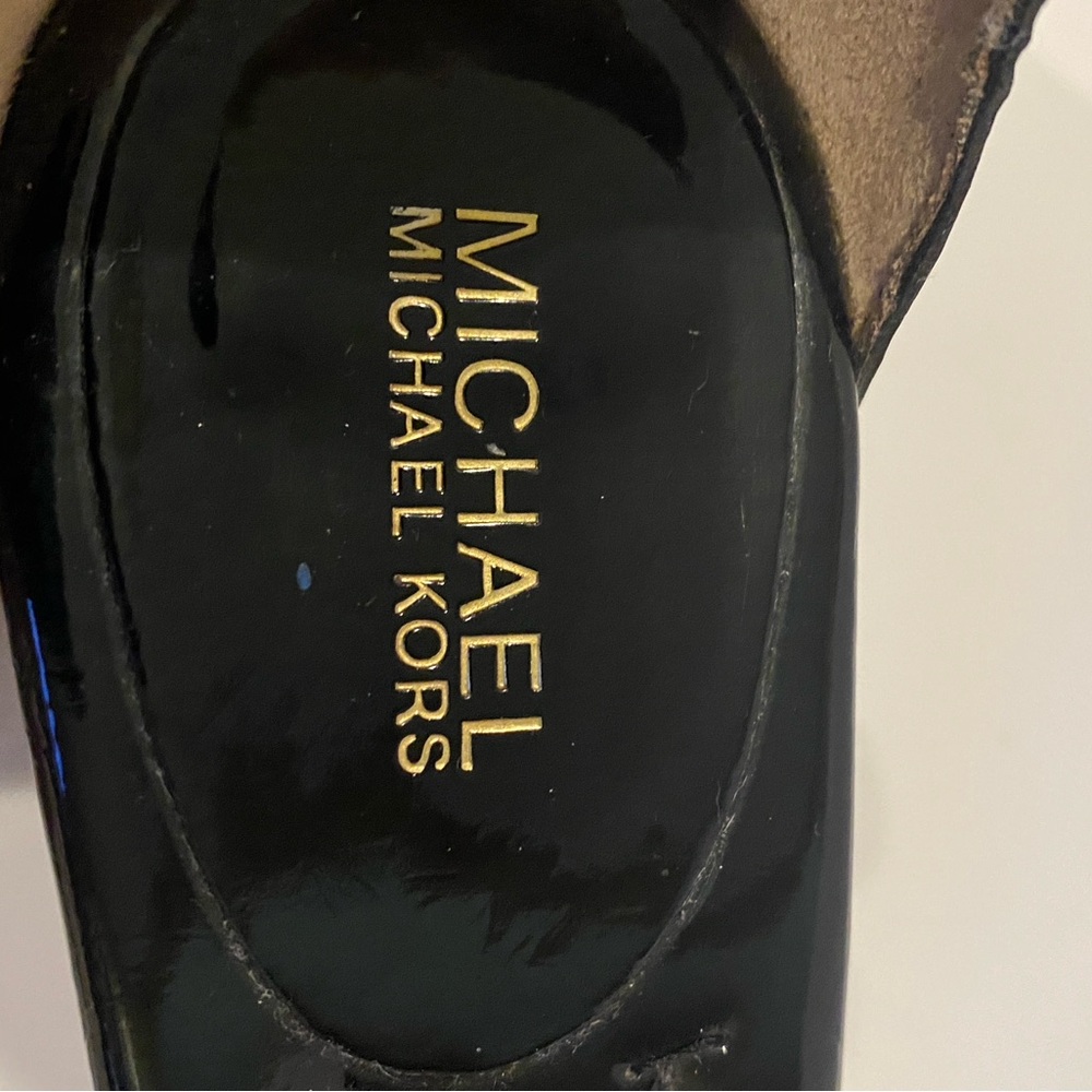 MICHAEL Michael Kors Open Toe Block Heel Sandals Patent Leather Black Size 6 EUC - Picture 8 of 10